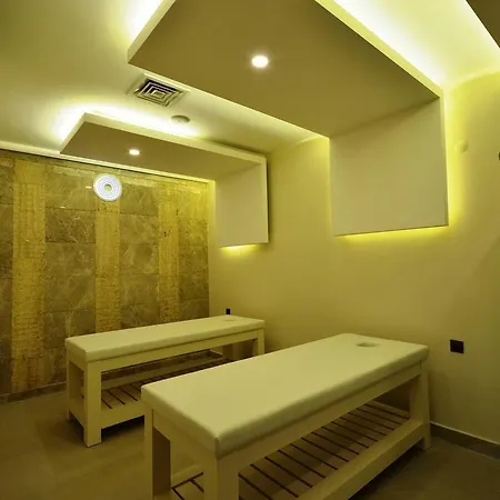Konak Seaside Lux Penthaus 3+1 Mahmutlar